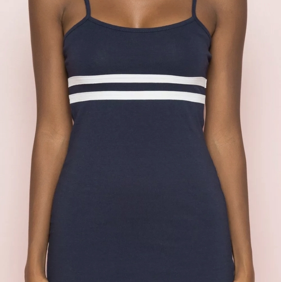 3/$20 Brandy Melville Fitted Mini Lillian D - Picture 5 of 12